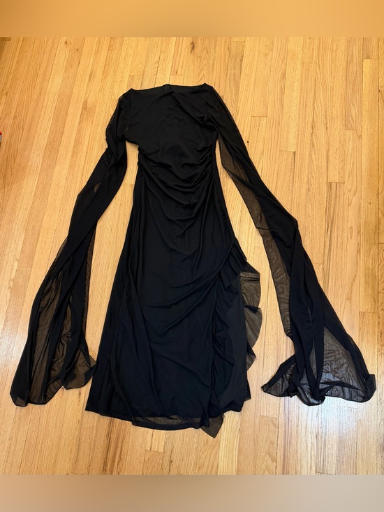 Dresses & Skirts - Black Cape Tulle Sleeveless Dress